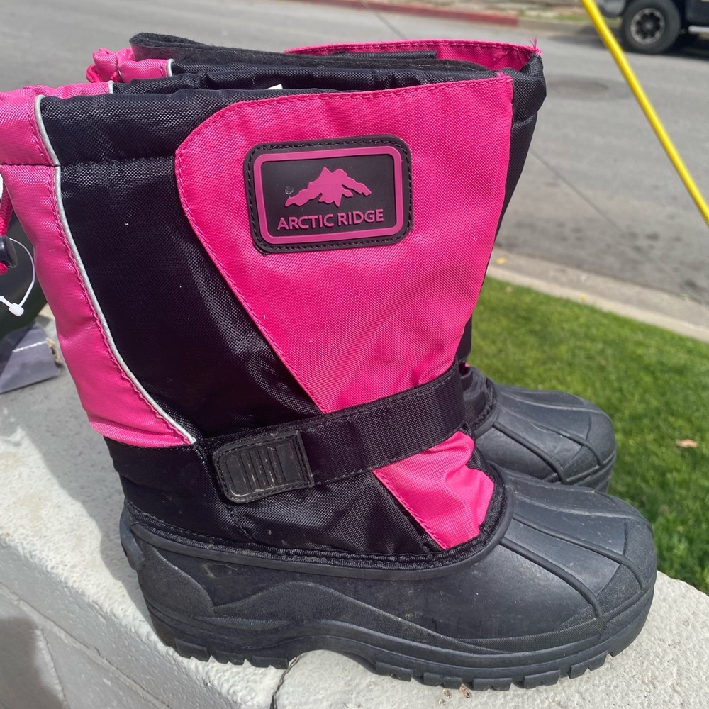 - Kids Pink and Black Snow Rain Rubber Bottom Boots with Adjustable Strap - Picture 4 of 12